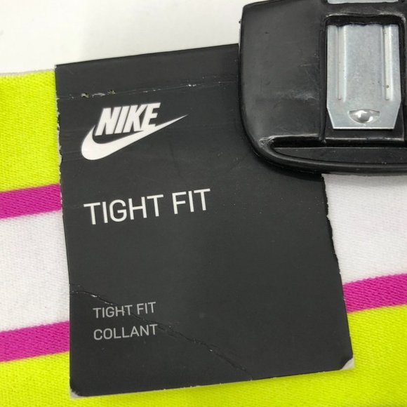 NWT Nike black white abstract Leg-A-See leggings foot  strap xs - Picture 7 of 15